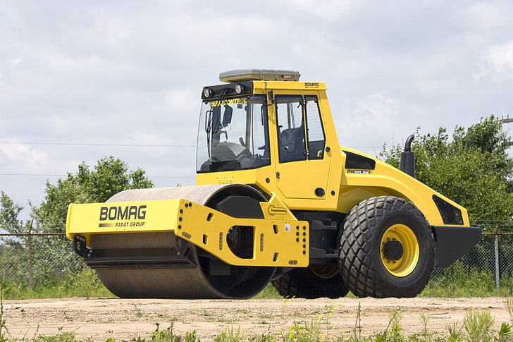 compactor bomag