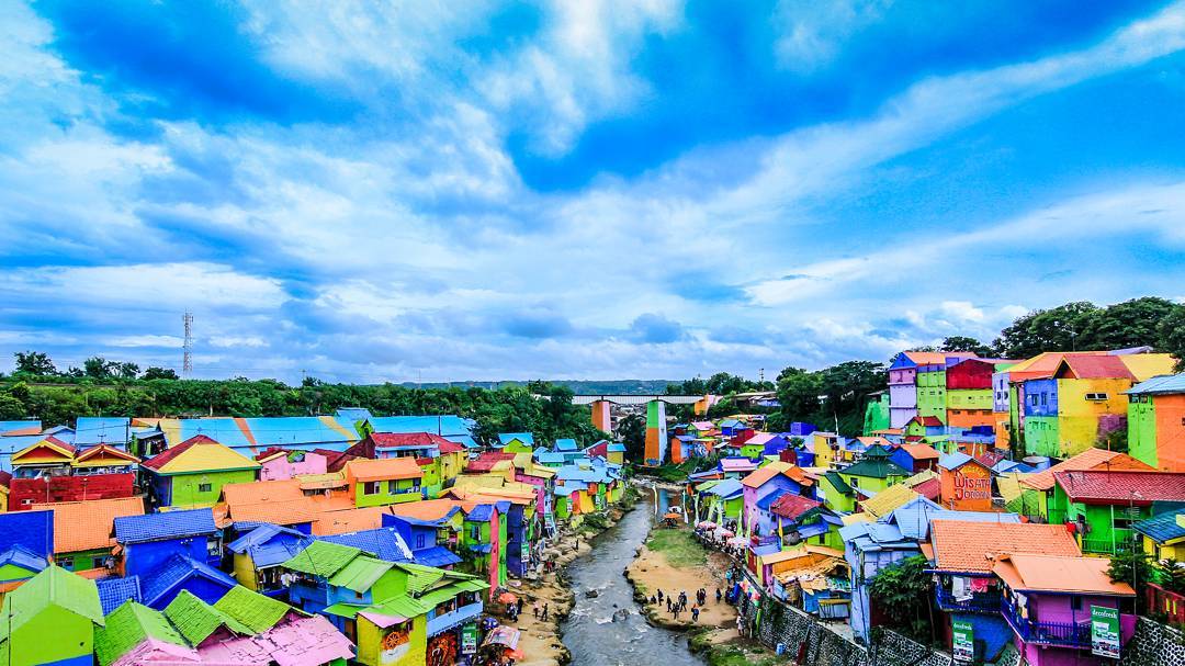 Kampung warna-warni jodipan malang salah satu destinasi wisata malang