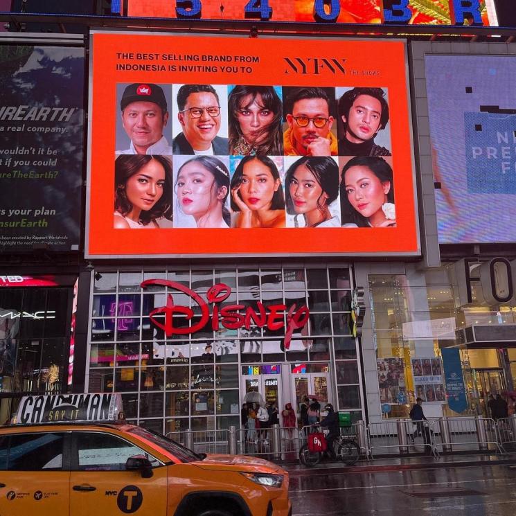 Brand Lokal Pasang Iklan Di Billboard Times Square Worth It Nggak Sih 