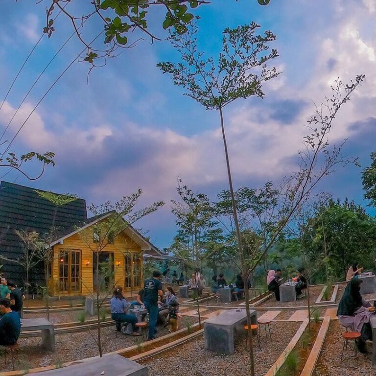 8 cafe di tasikmalaya yang cocok untuk ngopi sambil healing