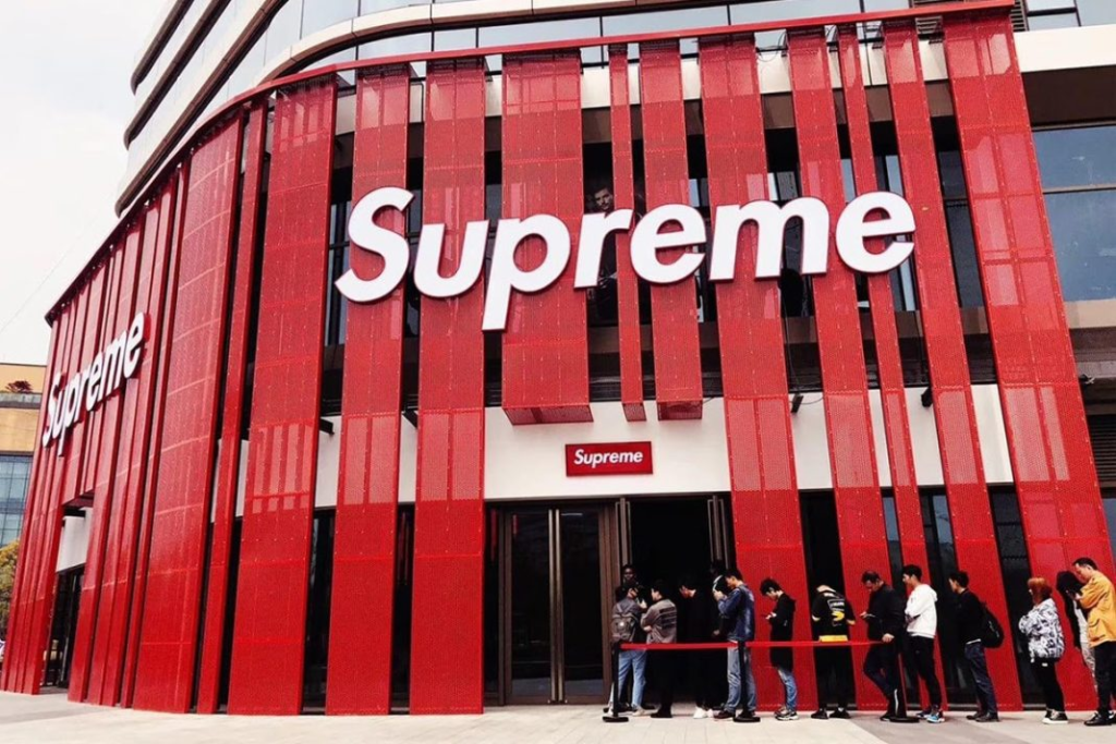 trik marketing yang dilakukan supreme