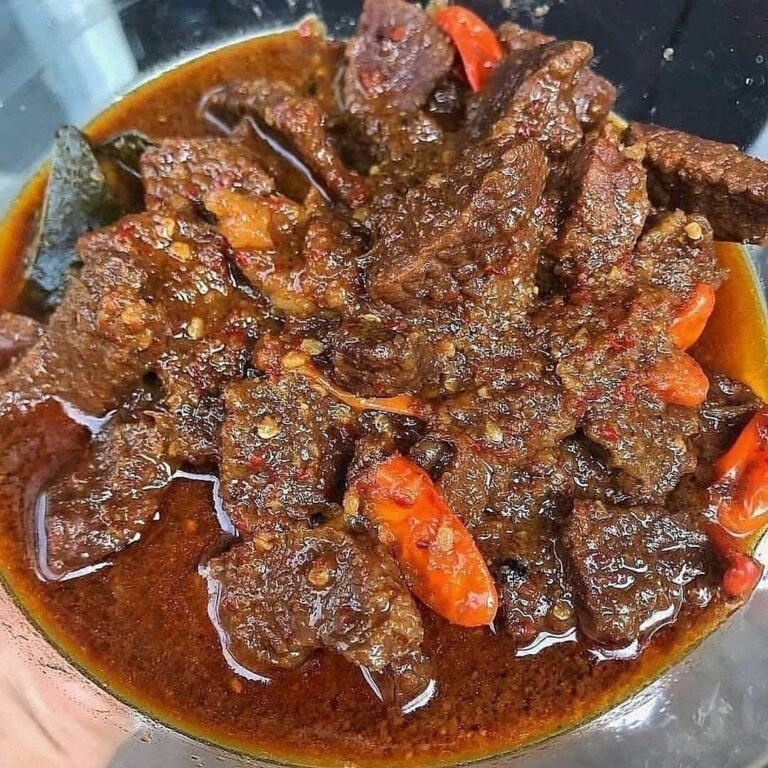 Daging sapi dengan bumbu khas bali