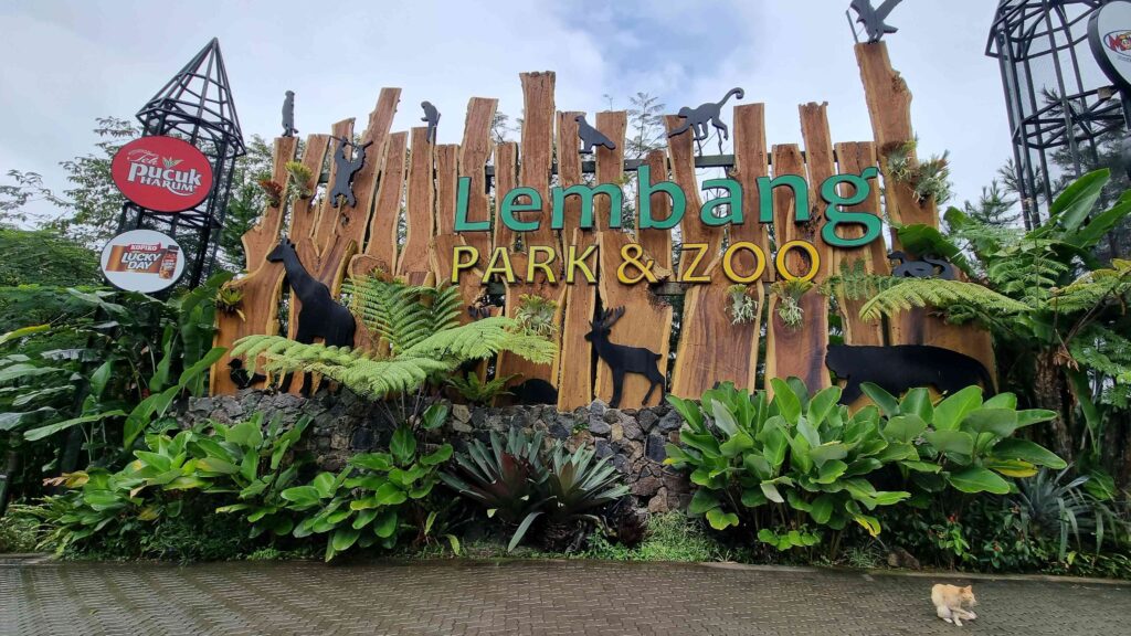 Tempat Wisata Seru di Bandung Lembang Park & Zoo