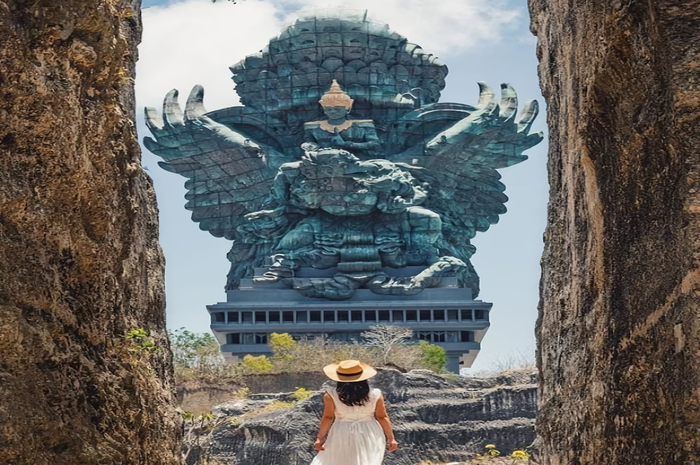 Taman Budaya Garuda Wisnu Kencana jadi Rekomendasi Tempat Liburan di Bali