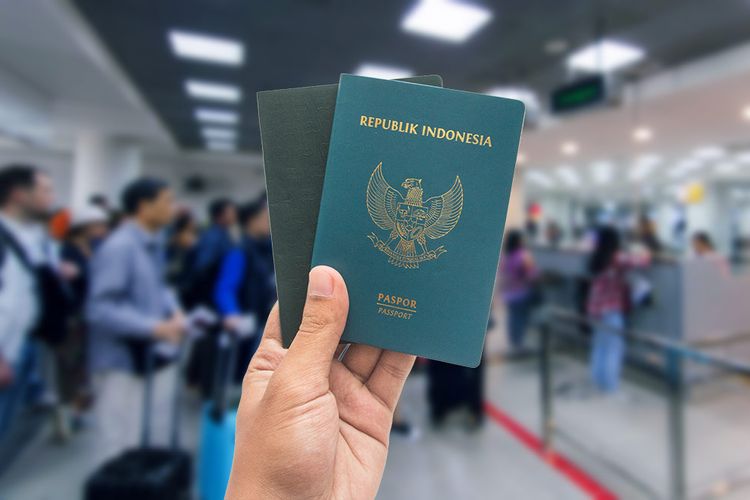 paspor untuk persiapan liburan keluar negeri