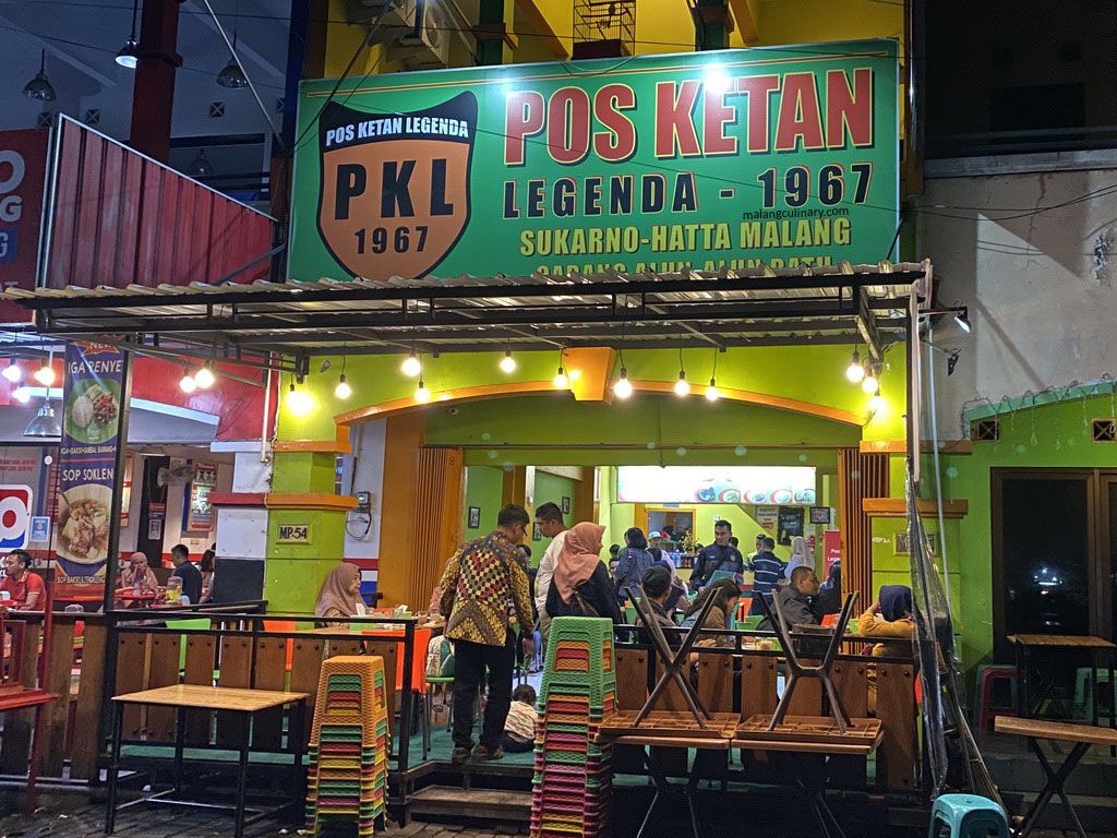 pos ketan legenda 1967 malang culinary lounge