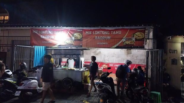 Mie Lontong Tahu Badrun