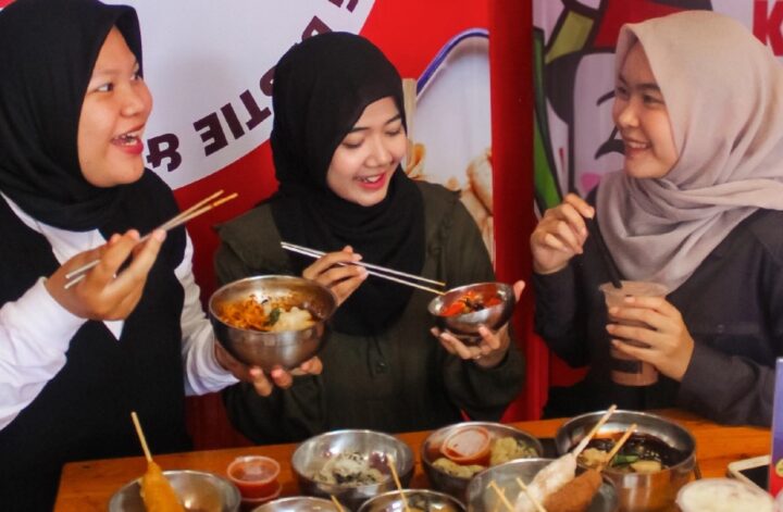 Rekomendasi 4 Franchise Makanan di Bawah 10 Juta