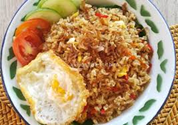 Nasi Goreng dengan Telur Ceplok