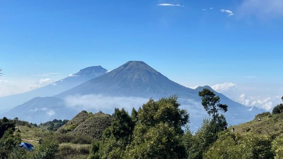 Pemandangan Gunung Prau Gunung Prau
