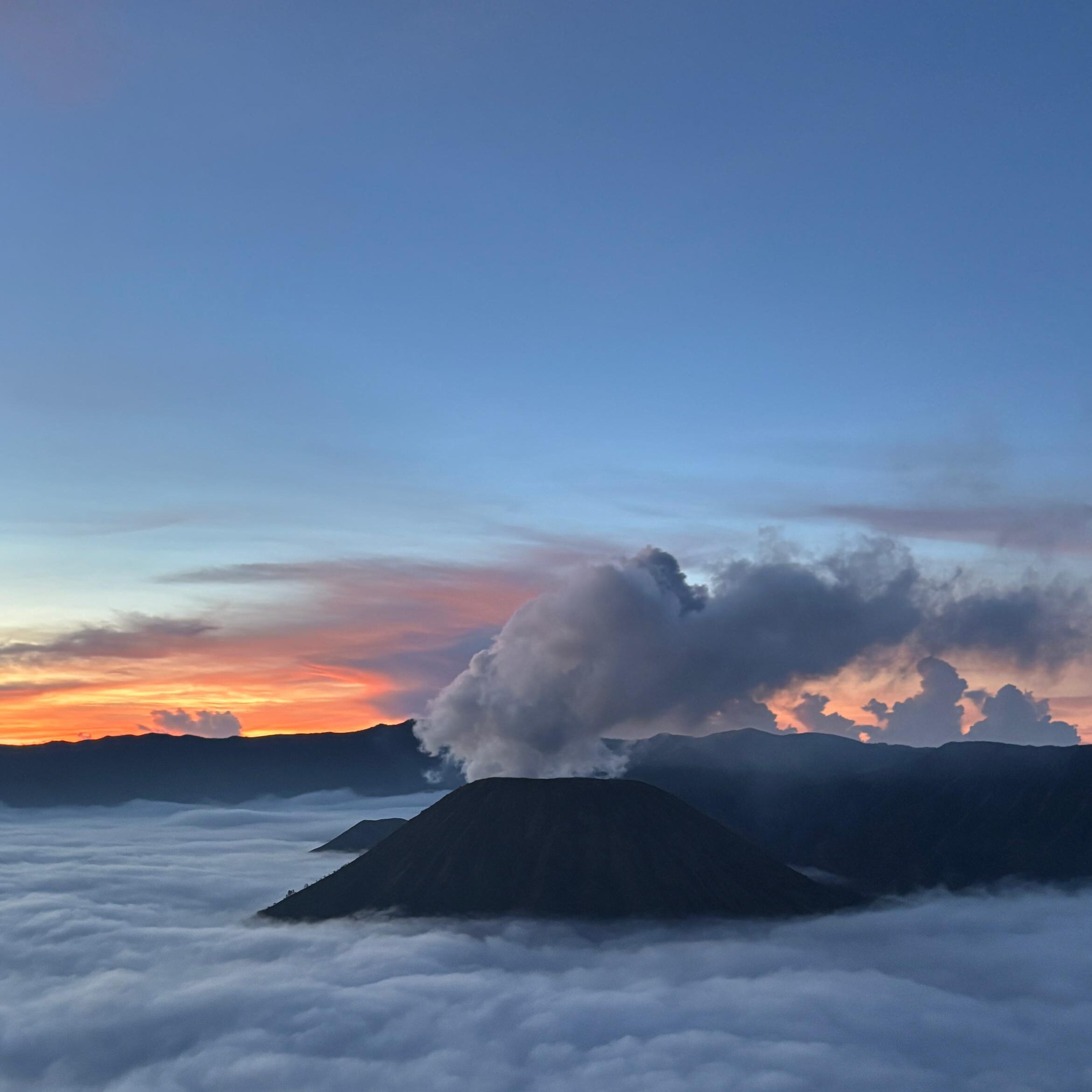 Sunrise di Gunung Bromo, salah satu destinasi yang populer