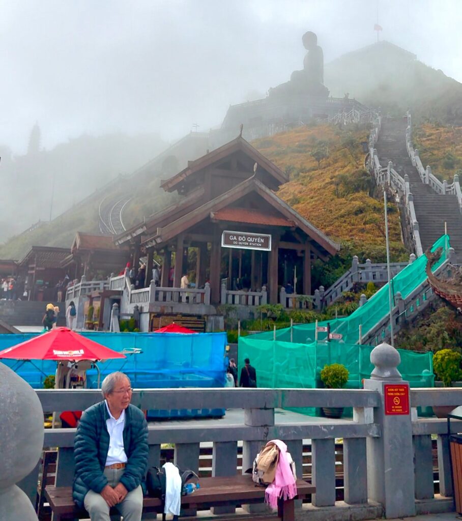 Gunung Tertinggi Indochina