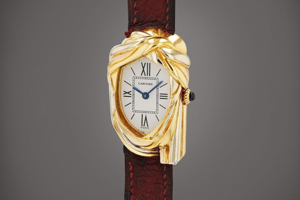 jam tangan wanita Cartier Cgeich Montre dengan desain unik