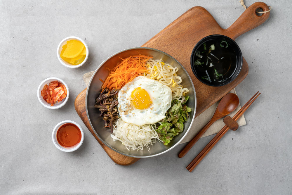 source: ngy.co.id/makanan korea/Bibimbap